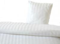 Povle�en� dama�ek atlas gr�dl - b�l� prou�ek 2 cm