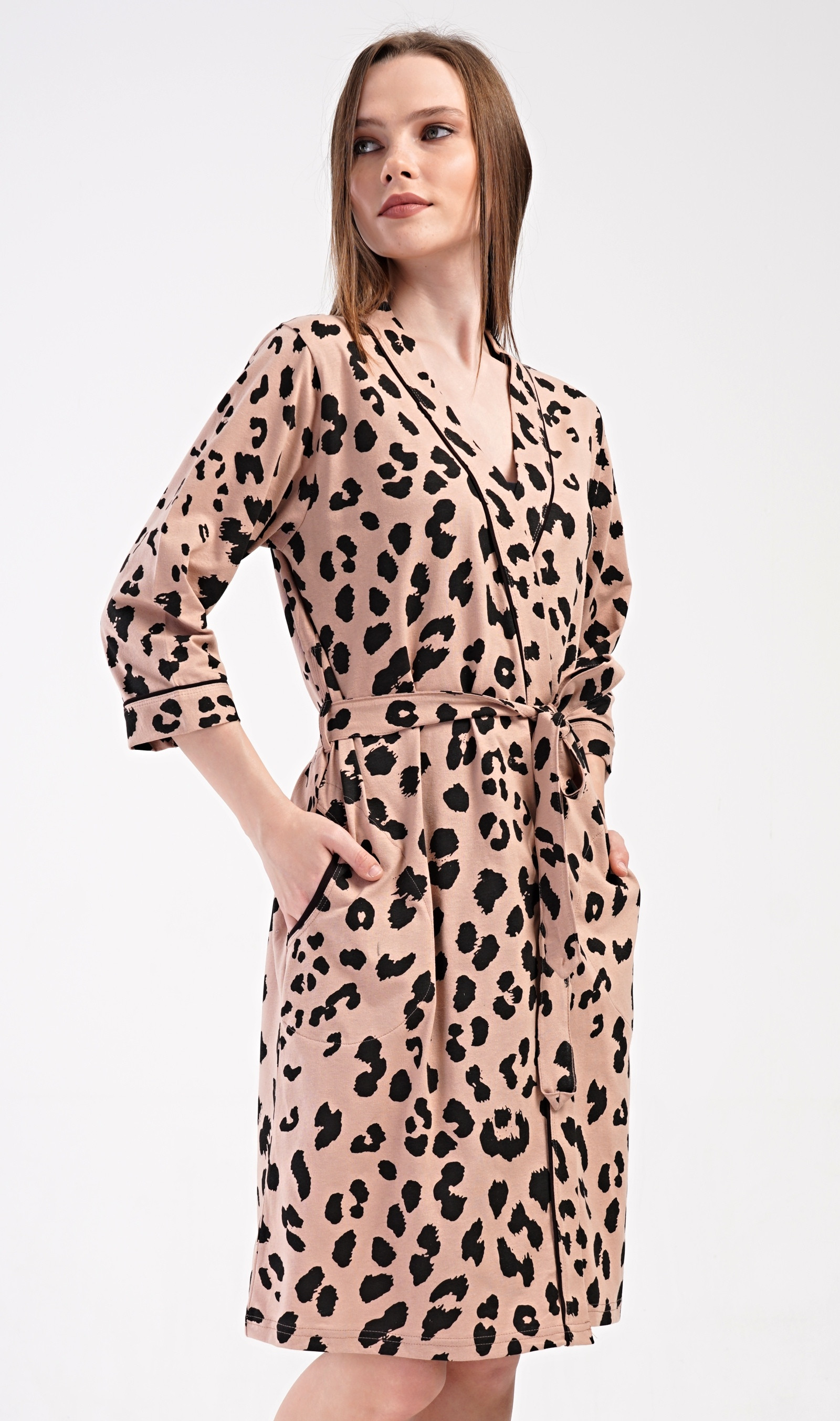 Levně Dámský župan krátký Vienetta Secret Leopard