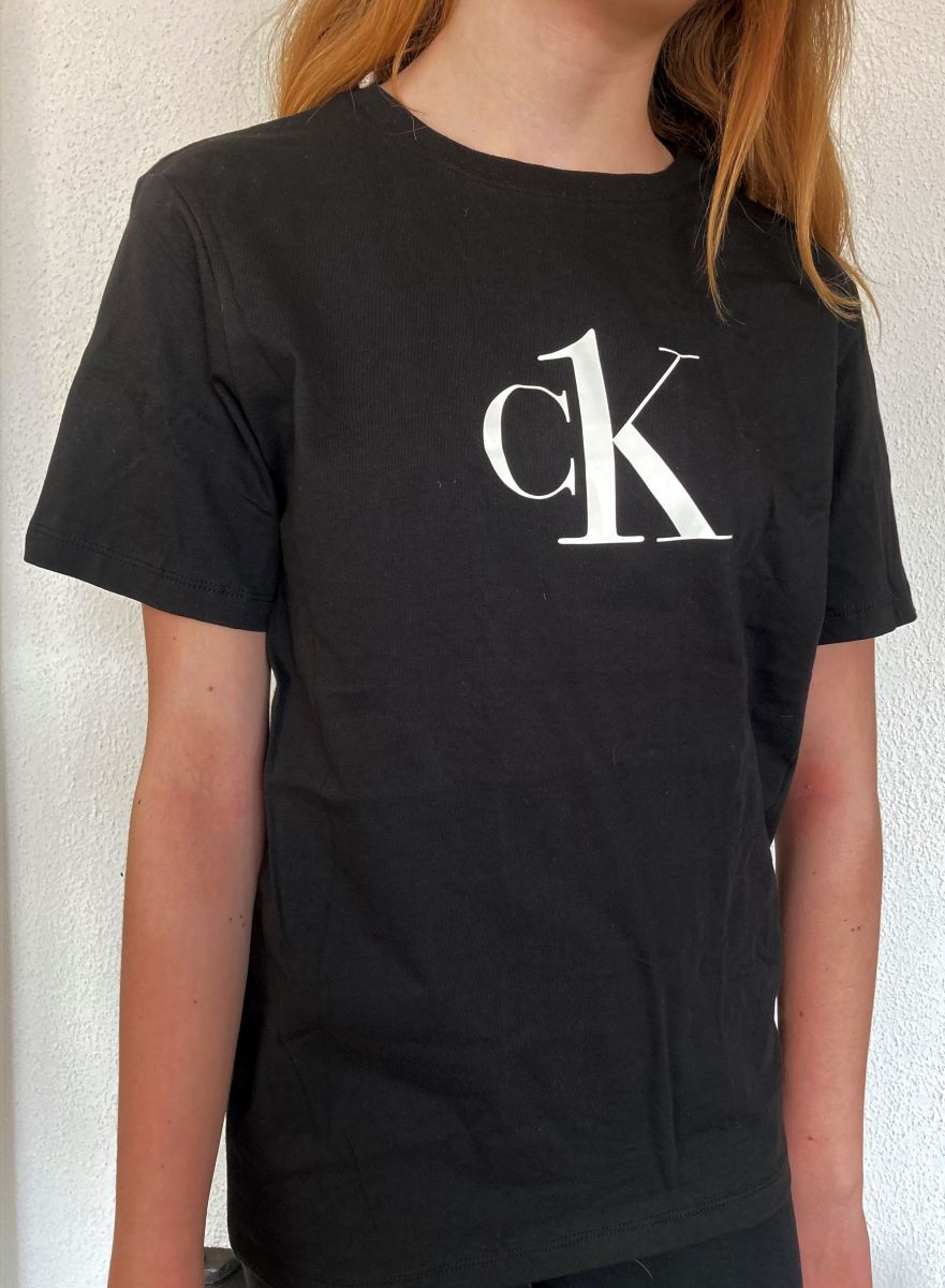 Levně Dětské triko Calvin Klein B700327 černé