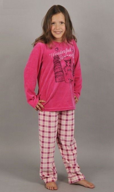 Levně Dětské velurové pyžamo dlouhé Vienetta Secret Dívka na cestách