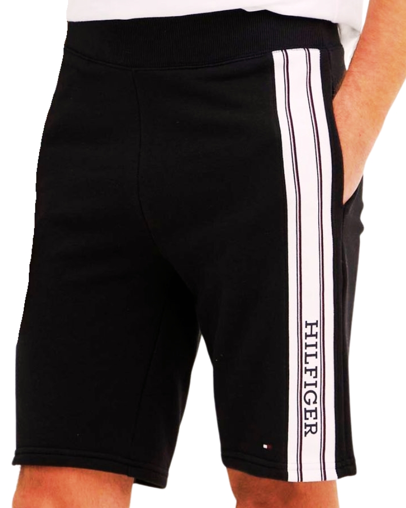 Pánské teplákové kraťasy Tommy Hilfiger UM0UM03200 černé